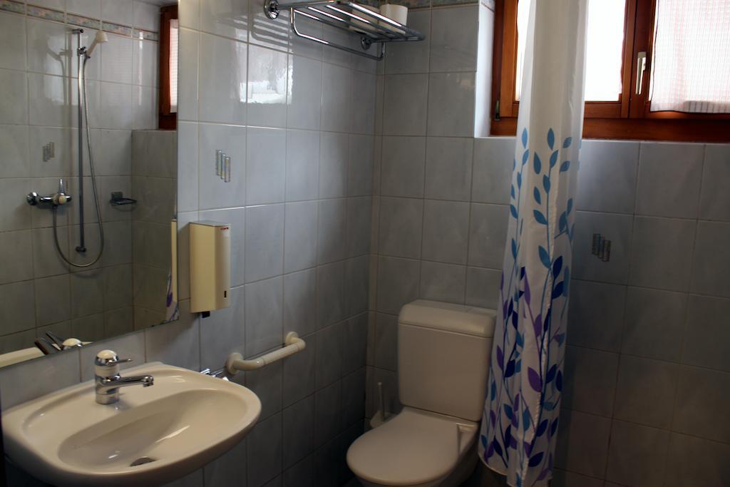 Hostel Imseng Зас-Фе Номер фото