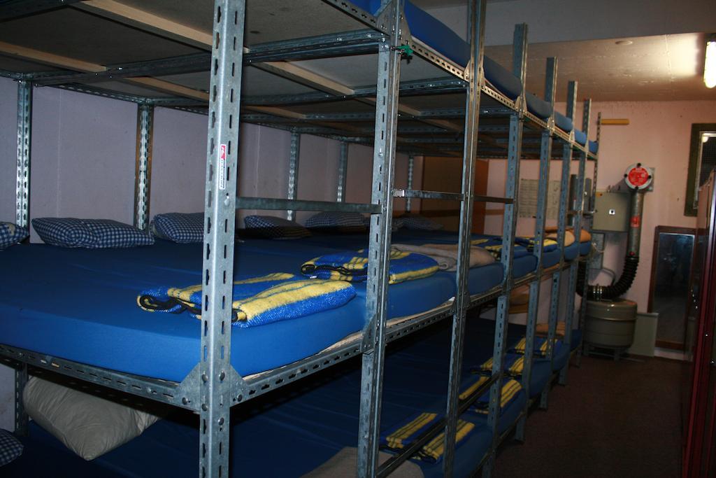 Hostel Imseng Зас-Фе Номер фото