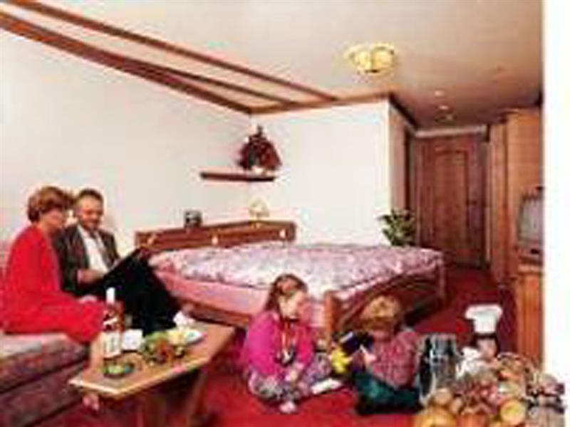 Hostel Imseng Зас-Фе Екстер'єр фото